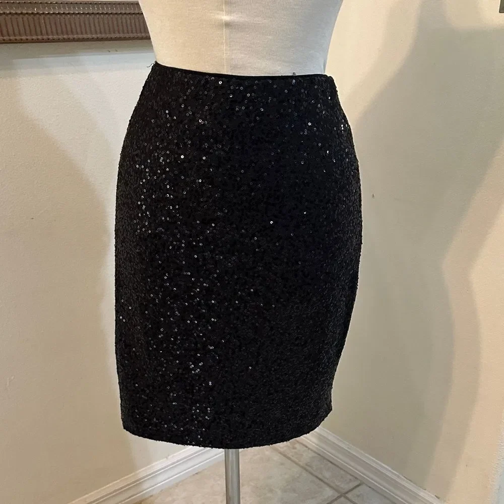 Cache’ Elegant Black Shimmer Sequin Skirt Size Small